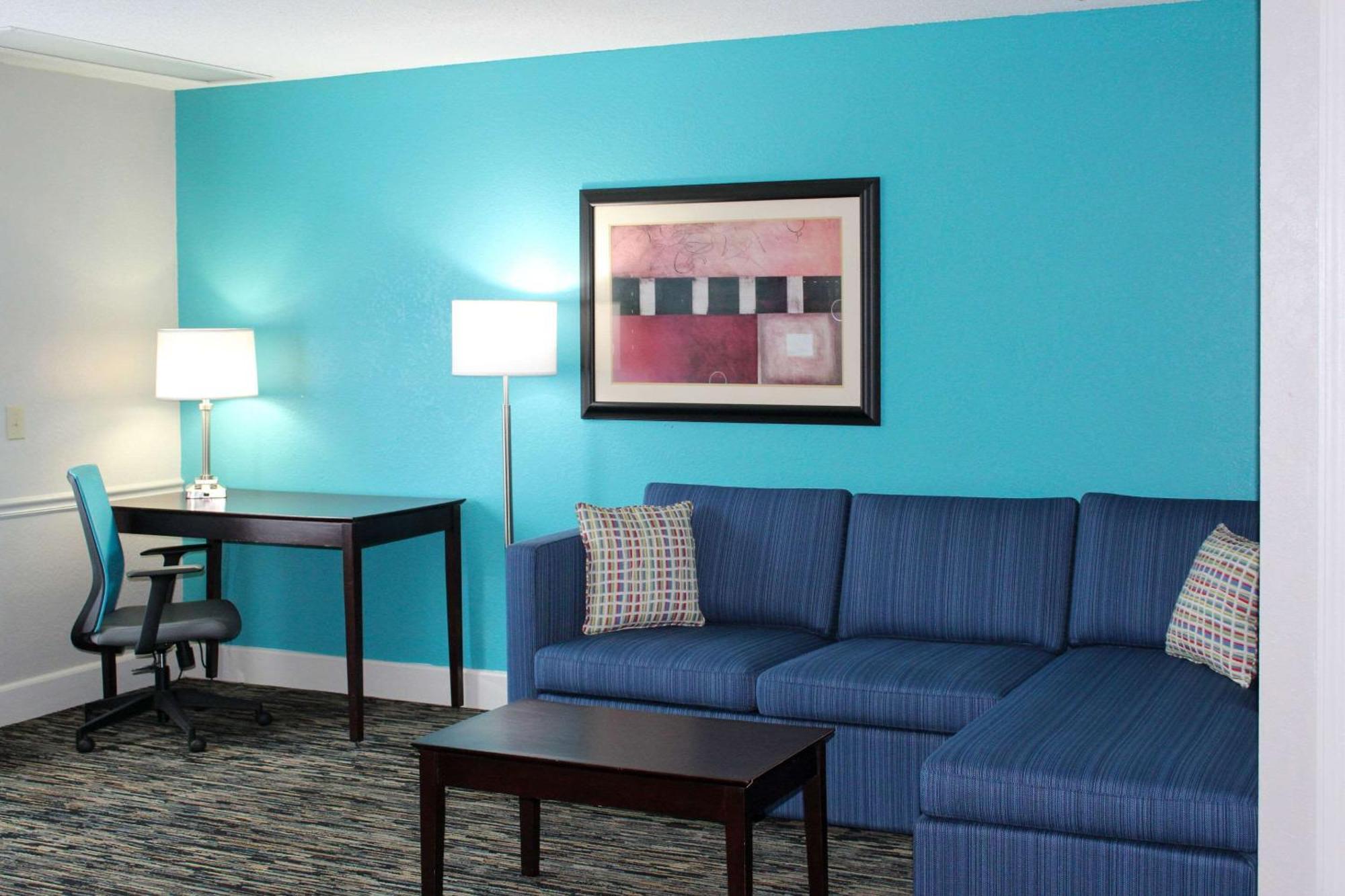 Inn Quality Near Cumberland Mountain State Park Crossville