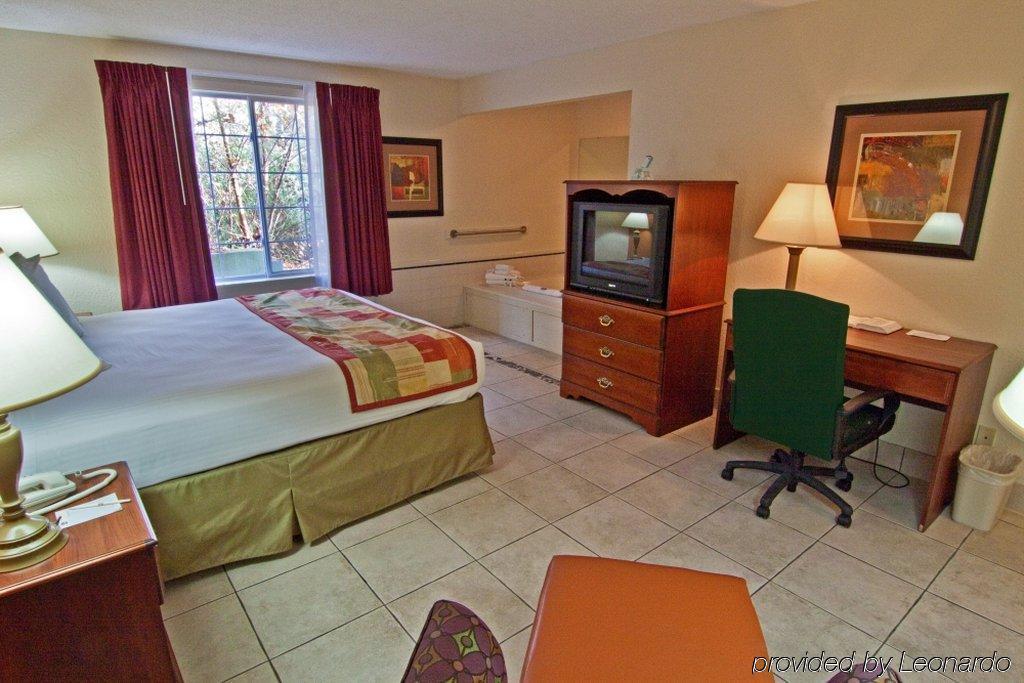 Quality Near Cumberland Mountain State Park Inn
